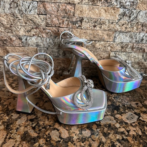 MACH & MACH Double Bow Platform Sandal - Picture 5 of 12